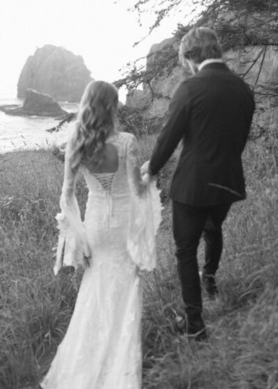 Natasha-Ryan-June-2024-Oregon-Elopement-Megan-Schukei-Photography-525