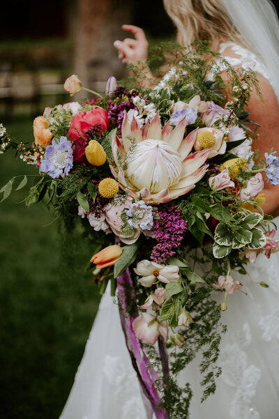 five-pine-lodge-bend-oregon-wedding-photographer-spring-outdoor-colorful1509