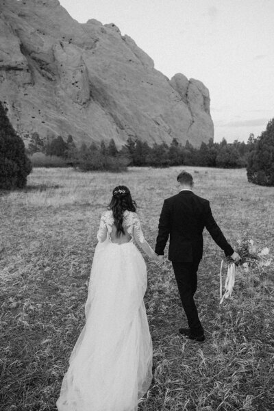 Black and white photo of a colorado vow renewal