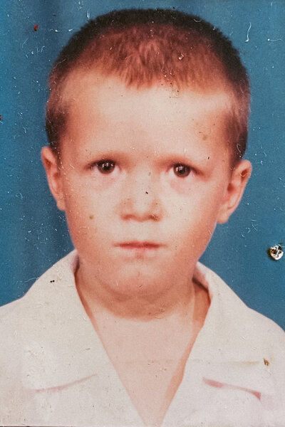 Newcastle & Hunter Valley wedding photographer Zac Graham when he was a child