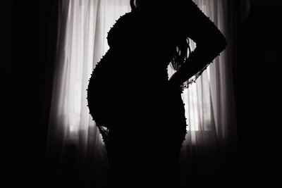 maternity boudoir photographer