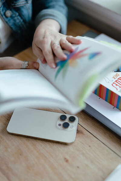 To help search engines find your website, add a few words to this pic relating to what you do and for whom.