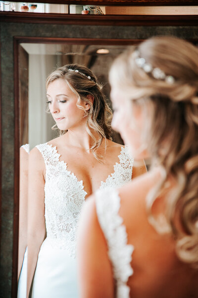 Bride prep held at Park Chateau Estate in East Brunswick New Jersey