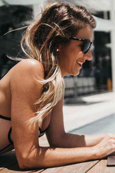 traveling-the-world-working-from-my-laptop-767