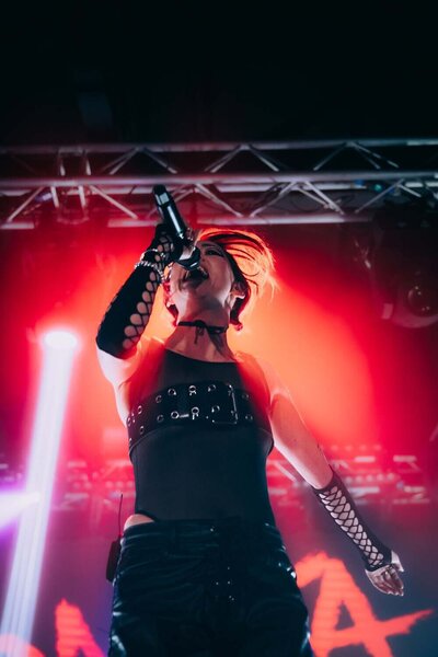 Lead singer Yonaka on stage