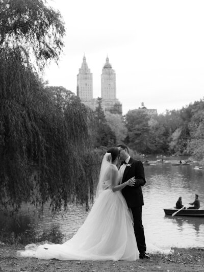 Megan and Spencer - by Magi Fisher - New York New York - NYC Luxury Wedding Photographer - 12