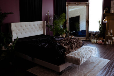 boudoir studio in elkridge md with bed set