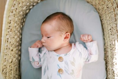 Danielle-Defayette-Photography-Gray-TN-Newborn-Photos-4_1