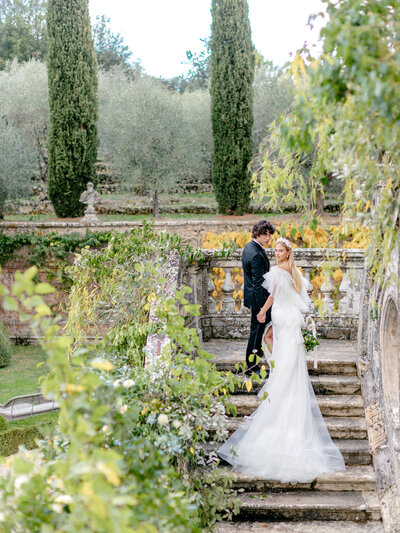 Bride and groom Fall Tuscan wedding at Villa Cetinale