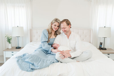 Light and neutral baby boy in home lifestyle newborn photos colorado elena spraguer photography 0021