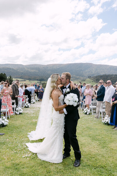 muriwai-wedding-new-zealand-wedding-photographer