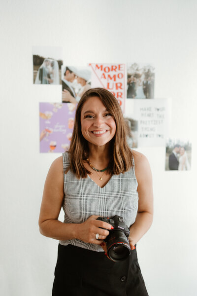 wedding photographer for intimate and outdoor weddings in Washington