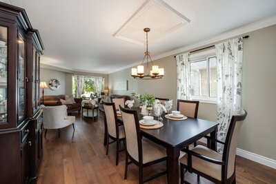 38 Apple Blossom dining (3)