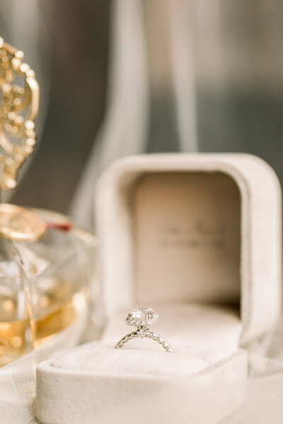 Huntsville wedding photographer shooting jewelry details