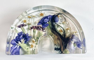 clock, resin keepsake, floral, preservation, flower preservation, bouquet preservation, wedding flower keepsake, memorial keepsake, dried flower keepsake, memorial flower preservation, preserved flowers in resin, texas preservation, cremation keepsake, breastmilk keepsake, ashes, dried flower, pressed flowers