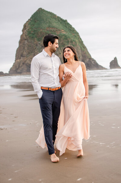 Cannon Beach Oregon Couples Engagement Photography Shoot