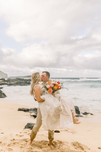 21.02.15 ABG 20f2187769 Oahu Hawaii Wedding Elopement