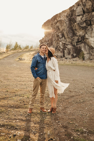 EMILY_VANDEHEY_PHOTOGRAPHY_--_CeCe_+_Kye_--_Engagement_--_Governement_Cove_--_Lewis___Clark_State_Park_--_Hood_River-80