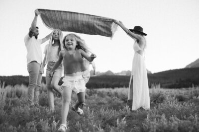 Candid and natural family photography