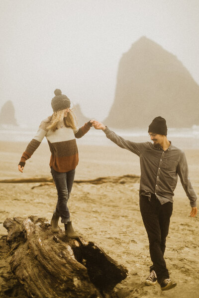 Cannon Beach Engagement Photoshoot, Pacific Northwest Photographer
