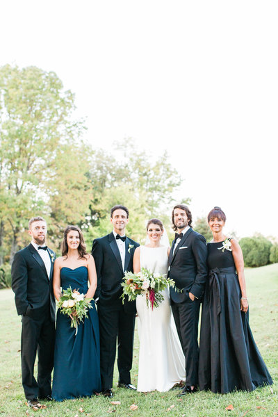 formal family portraits wedding photo