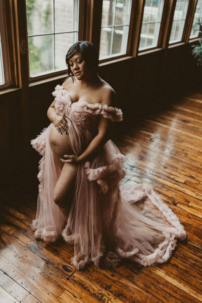 photo of a pregnant woman