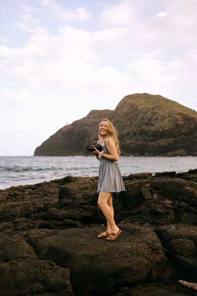 Oahu Beach Headshots Shot by Beba Vowels and Aysia Lanae | Roamers Workshop | Oahu, Hawaii | Alison Faith Photography-5151