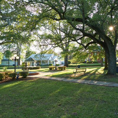 Academy Park _ Simply Southern Cottage