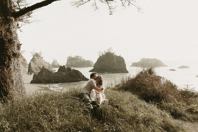 Boyfriend admires his girlfriend during photoshoot at Shawnee Mission Park, Kansas.