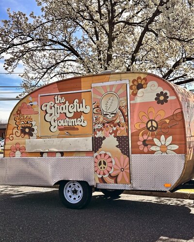 Thee Grateful gourmet Food truck going strong since 2020 fresh ingredients. will come to your next event book for events catering and located in mt holly NJ  