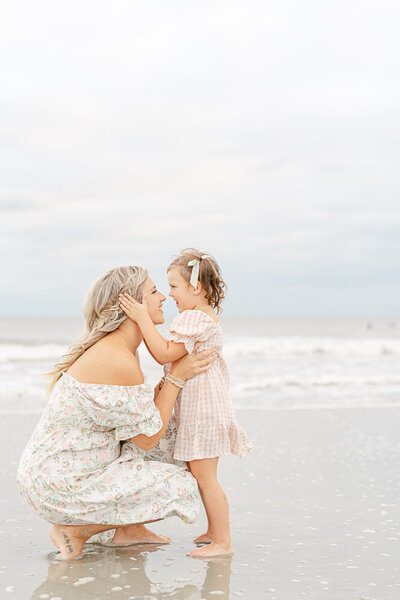 sweet moment for mom and daughter at VA beach