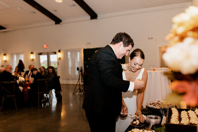 Virginia-Staunton-Waynesboro-Staurts-Draft-Fishersville-Wedding-Engagement-Photographer-Best-charlottesville-lexington-valley-mountain-inn-38
