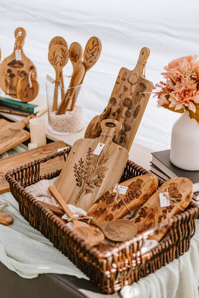 Eastern Iowa's Hippest Vintage and Handmade Market. Shop handmade artisan goods, score some amazing vintage, shop our on-trend mobile boutiques, eat from our delicious food trucks and listen to local live music.