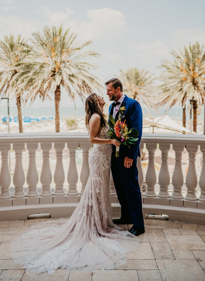 Gorgeous Florida weddings and elopements. Gorgeous beach, waterfront and rooftop views.