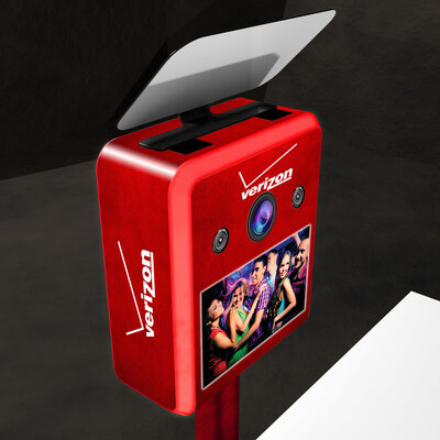 LOS GATOS PHOTO BOOTH - Vinyl Wrapping - Brandable Photobooth - Verizon