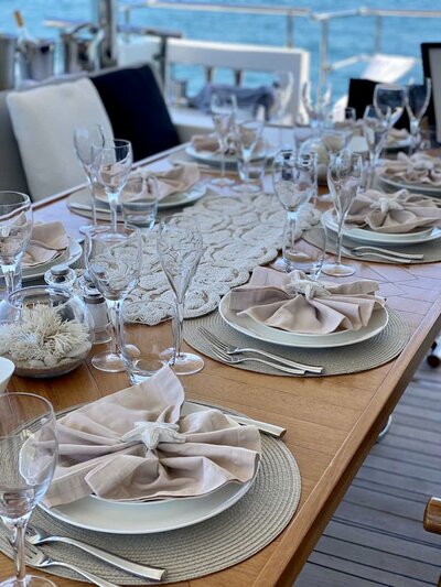 Tablescaping Superyacht
