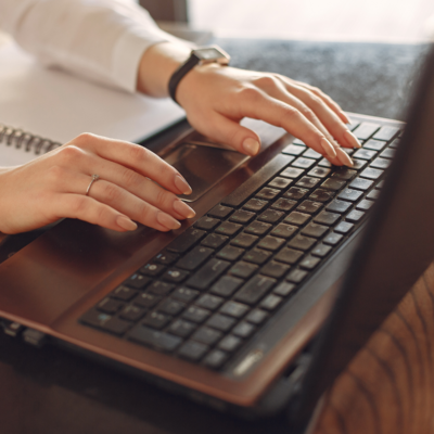 How to Write Better Instagram Captions