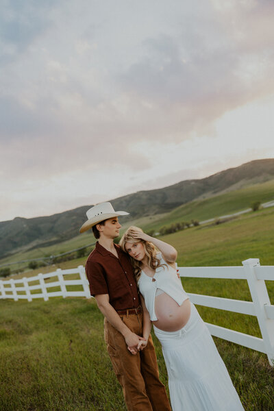 Northern-Virginia-Countryside-Maternity-Photos-60