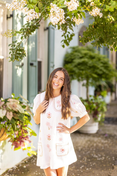 charlestonsenioronrainbowrowcapturedbymarykathleenphotographyincharlestonsouthcarolina