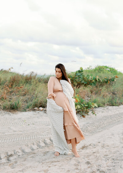 South Florida & Miami Maternity Lifestyle Photographer  Maria Cordova Photography
