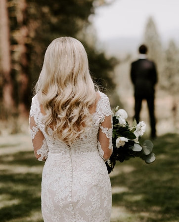 Lake Tahoe Wedding Planners couple saying vows in meadow at venue Mitchell's Mountain Meadows Sierraville near Truckee, Joy of Life Events image by The Shepard Photography