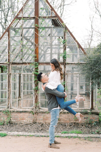 Sekrit-Theatre-Engagement-Session-Holly-Marie-Photography-35