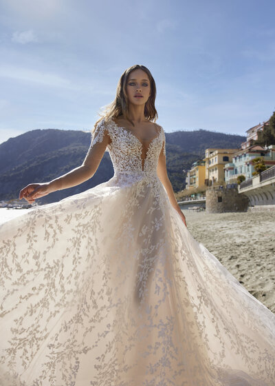 How does a couture wedding dress range in price? What makes it more expensive?