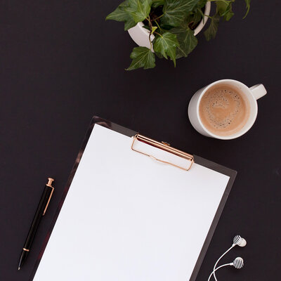 blank papen and pen with coffee