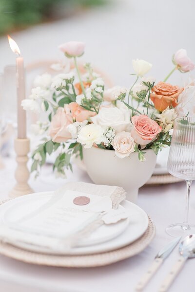 Peaches and Cream wedding table scape photographed by Ottawa Wedding Photographer, Brittany Navin Photography