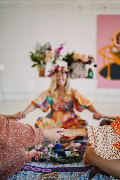 Katie, spiritual entrepreneur coach, connecting with female mystics, fostering authentic relationships that empower growth.