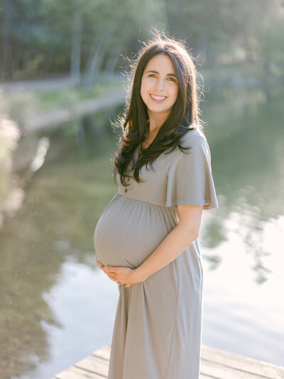 Elegant maternity portrait capturing the beauty of motherhood