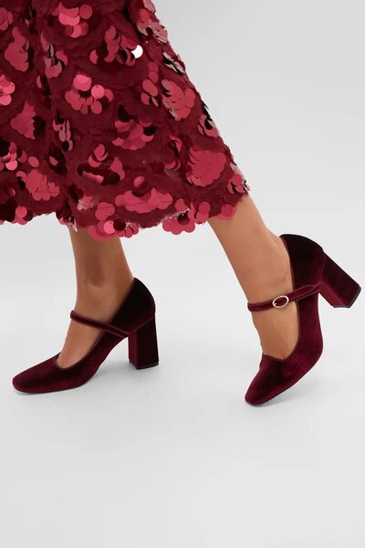 cranberry velvet heels | carlisledigitalmarketing.com