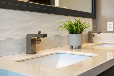 38 Apple Blossom main bath (1)