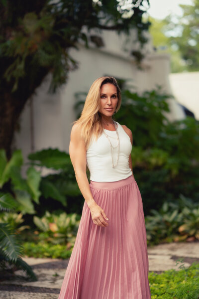 Portrait of Danielle Dam, certified coach supporting women through intentional transformation.